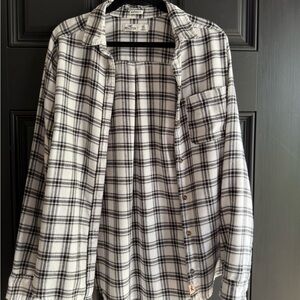 Hollister Boyfriend Fit Plaid Button-Up Shirt